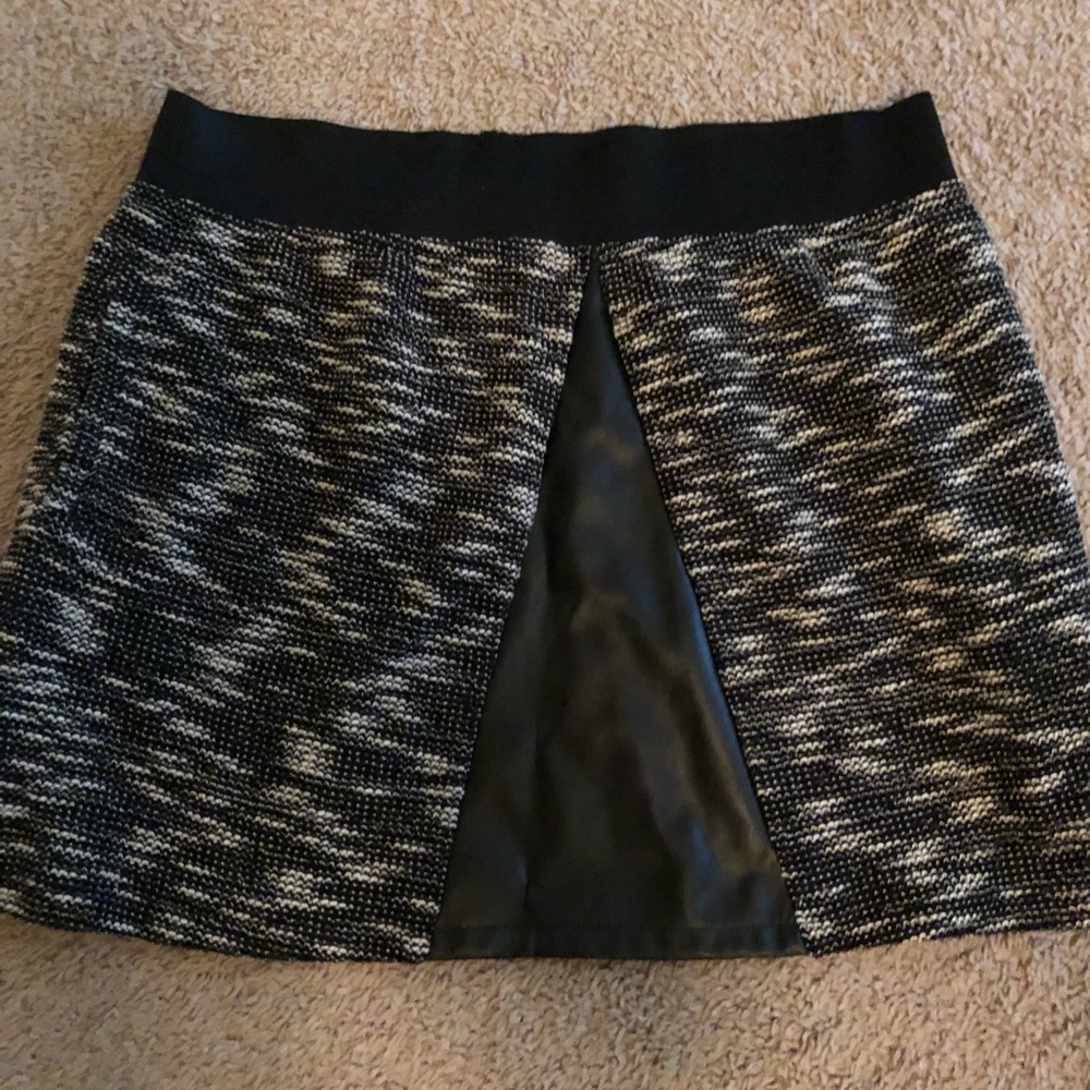 Cute leather blend skirt
